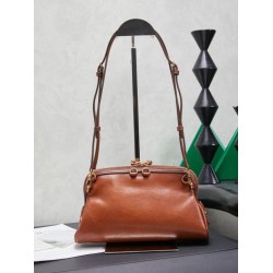 Pochette Miu Miu Honey Caprice con stampa a conchiglia 5BF131 Marrone Pochette Miu Miu Honey Caprice con stampa a conchiglia 5BF131 Marrone
