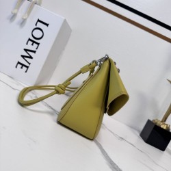 Replica di lusso Imitazioni borse griffate a tracolla media Loewe Ola Giallo Imitazioni Cloni Imitazioni borse griffate a tracolla media Loewe Ola Giallo firmate