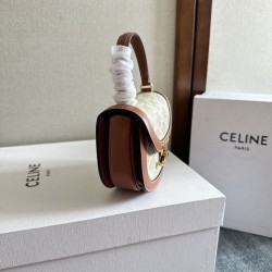 Cloni Borsa Celine Mini Besace Clea Triomphe Canvas Pelle di vitello beige firmate