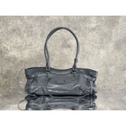 Borse Replica a tracolla Balenciaga Le City East-West grigia