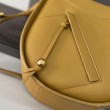 Bora Pari all'originale replica a tracolla Loewe Hammock Slice Giallo