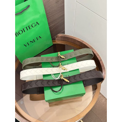 Pari all'originale replica Cintura BV Andiamo Intrecciato Nappa 2cm verde/bianco/caffè