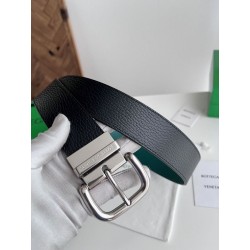 Alta gamma replica Cintura reversibile in pelle da uomo BV Nero/Blu