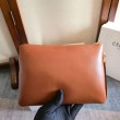 Piccola pochette Celine con tracolla pelle di vitello liscia Marrone