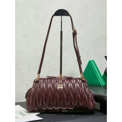 Pochette Miu Miu Caprice trapuntata nappa 5BF130 Borgogna