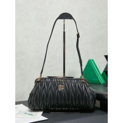 Pochette Miu Miu Caprice trapuntata nappa 5BF130 Nero
