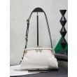 Pochette Miu Miu Honey Caprice con stampa a conchiglia 5BF131 Bianco