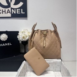 Cloni Borse firmate replica media Chanel 25 Hobo Caviar Quilted AS5311 Beige firmate