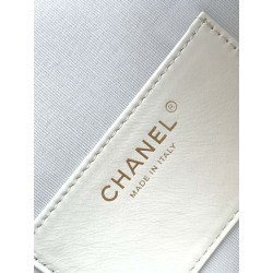 Borsa a mano media Chanel 25 Hobo Caviar Quilted AS5311 Bianco