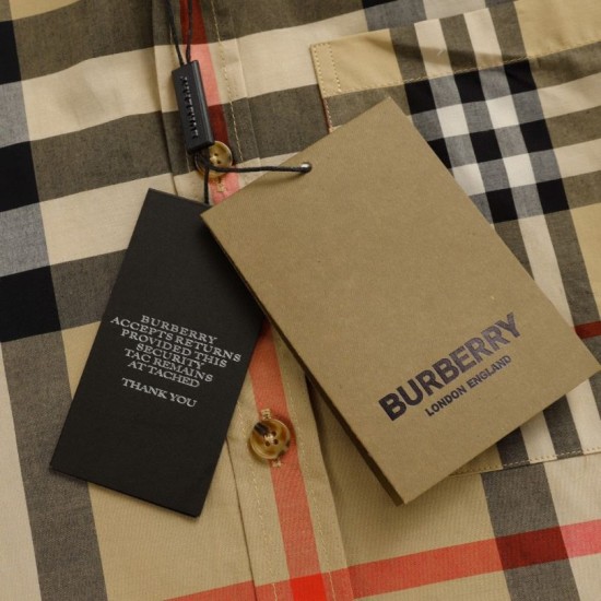Cloni Camicia Burberry a maniche lunghe con patchwork scozzese firmate