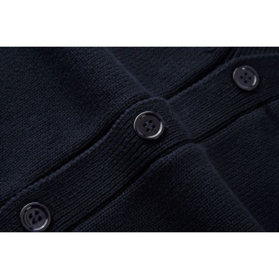 Replica di lusso Cardigan in maglia unisex con ricamo Doppia G Gucci in edizione limitata Imitazioni Cloni Cardigan in maglia unisex con ricamo Doppia G Gucci in edizione limitata firmate