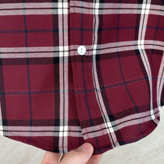 Replica di lusso Camicia Gucci a maniche lunghe con colletto jacquard scozzese Imitazioni Cloni Camicia Gucci a maniche lunghe con colletto jacquard scozzese firmate