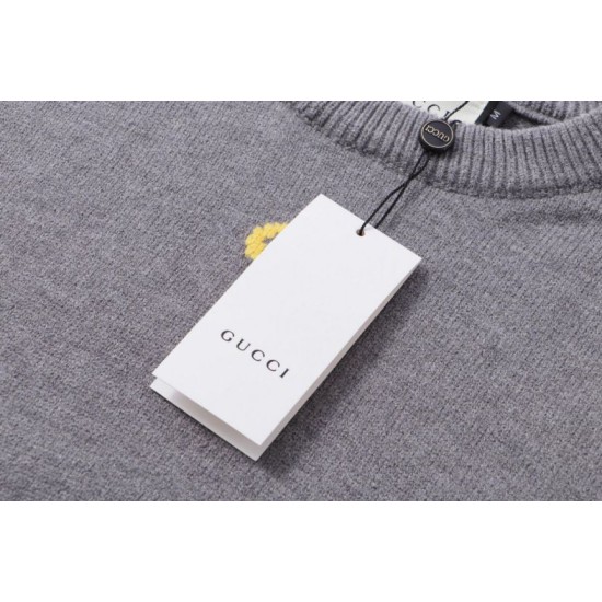 Replica di lusso Maglione Gucci girocollo jacquard con logo doppia G colorato Imitazioni Cloni Maglione Gucci girocollo jacquard con logo doppia G colorato firmate