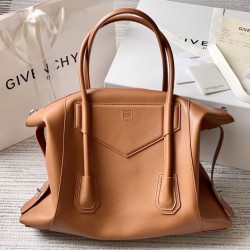 Replica di lusso Borsa Givenchy Antigona media con chiusura morbida marrone Imitazioni Cloni Borsa Givenchy Antigona media con chiusura morbida marrone firmate