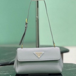 Cloni Borsa a tracolla Prada con patta 1BN022 Nero firmate
