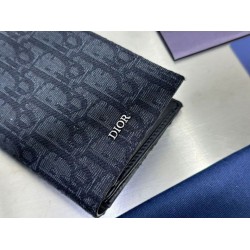 Portafoglio Dior lungo a due ante Dior Oblique Jacquard nero Portafoglio Dior lungo a due ante Dior Oblique Jacquard nero