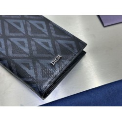 Portafoglio lungo verticale da uomo Dior con motivo a diamante CD Portafoglio lungo verticale da uomo Dior con motivo a diamante CD