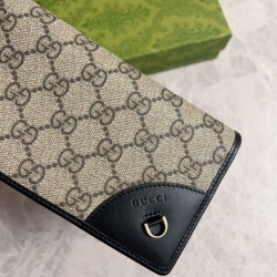 Cloni Qualità superiore replica Portafoglio continentale Gucci con emblema GG 821802 Nero firmate