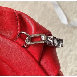 Bora Pari all'originale replica Givenchy Piccolo Kenny Rosso