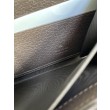 Pari all'originale replica di alta qualit&agrave; Portafoglio Gucci con cerniera interna GG 856562 Marrone
