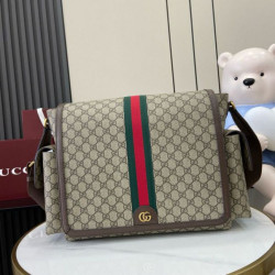 Gucci grandi cambiamenti nelle loro mani due-otto barre