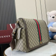 Gucci grandi cambiamenti nelle loro mani due-otto barre Gucci grandi cambiamenti nelle loro mani due-otto barre