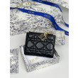 Qualità superiore replica Portacarte Lady Dior con patta e l'iconica impuntura Cannage Nero