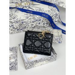 Qualità superiore replica Portacarte Lady Dior con patta e l'iconica impuntura Cannage Nero