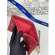 Portacarte Lady Dior con patta e l'iconica impuntura Cannage Rossa