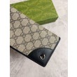 Qualità superiore replica Portafoglio continentale Gucci con emblema GG 821802 Nero