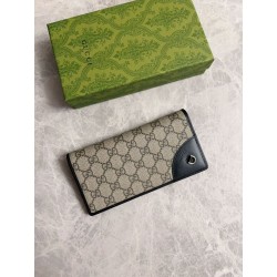 Qualità superiore replica Portafoglio continentale Gucci con emblema GG 821802 Nero