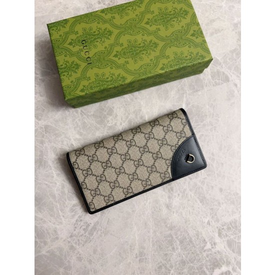 Qualità superiore replica Portafoglio continentale Gucci con emblema GG 821802 Nero