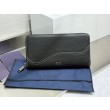 Pari all'originale replica Portafoglio lungo Dior Saddle con cerniera pelle di vitello martellata nera