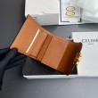 Portafoglio piccolo Celine con patta pelle di vitello con motivo Triomphe