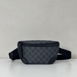 Cloni Marsupio piccolo Gucci GG Emblem Uomo 821165 nero firmate