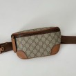 Marsupio piccolo Gucci GG Emblem Uomo 821165 marrone