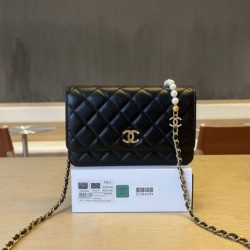 Replica di lusso Portafoglio Chanel trapuntato in caviale perlato con catena Woc Nero Imitazioni Cloni Portafoglio Chanel trapuntato in caviale perlato con catena Woc Nero firmate