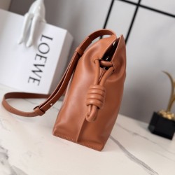 Replica di lusso Pochette con coulisse Borse Loewe Flamenco Marrone Imitazioni Cloni Pochette con coulisse Borse Loewe Flamenco Marrone firmate