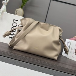 Cloni Pochette con coulisse Borse Loewe Flamenco Beige firmate