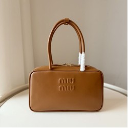 Cloni Borsa a mano Miu Miu Beau 5BB172 Marrone firmate