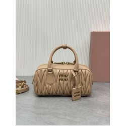Borsa a mano Miu Miu Arcadie Matelassé Nappa 5BB142 marrone