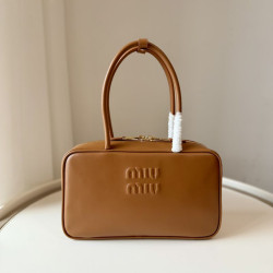 Borsa a mano Miu Miu Beau 5BB172 Marrone