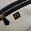 Borse a tracolla Miu Miu Pocket con manico superiore Nero