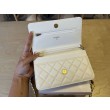 Qualità superiore replica Portafoglio Chanel trapuntato in caviale perlato con catena Woc Bianco