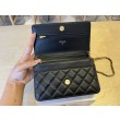 Portafoglio Chanel trapuntato in caviale perlato con catena Woc Nero