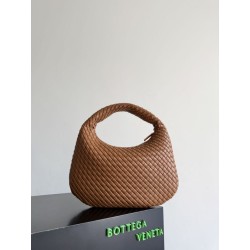 Borse Imitazioni Hobo Veneta piccola/media di Bottega Veneta Marrone