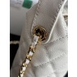 Borse hobo Chanel 25A Caviar Lunch Box Bianco