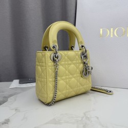 Replica di lusso Qualità superiore replica Dior Lady Dior Mini Cannage Gialla Imitazioni Cloni Qualità superiore replica Dior Lady Dior Mini Cannage Gialla firmate