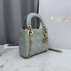 Replica di lusso Borsa Dior Lady Dior Mini Cannage Verde Imitazioni Cloni Borsa Dior Lady Dior Mini Cannage Verde firmate