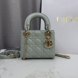 Cloni Borsa Dior Lady Dior Mini Cannage Verde firmate